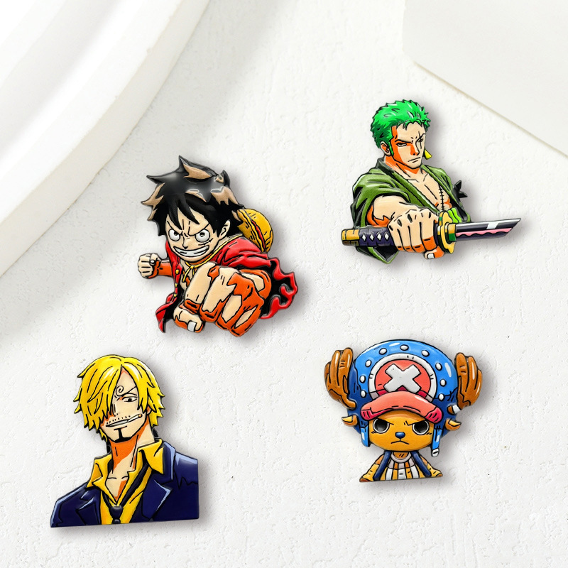 Set di 4 Spille con Personaggi - Anime One Piece Merchandise recensione e prezzo